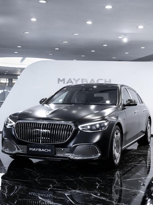 佛山128岚图汽车的售后服务让用户无忧出行，迈巴赫未来的豪华车趋势